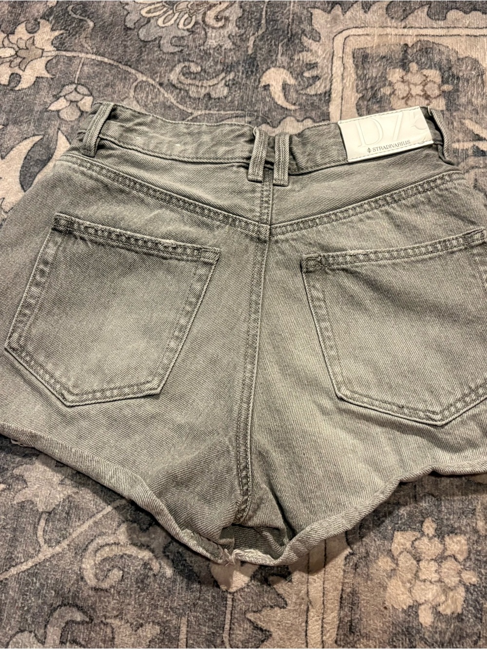 Stradivarius Light Gray Distressed High-Rise Jean Shorts - Picture 2 of 3